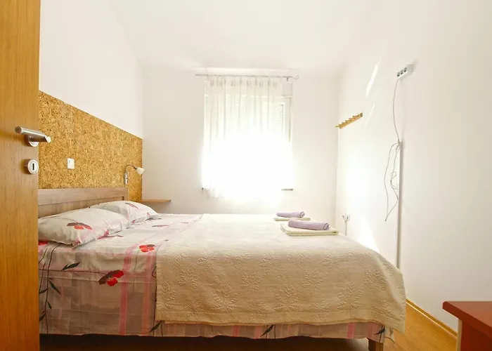 Apartment Majda 1932 *