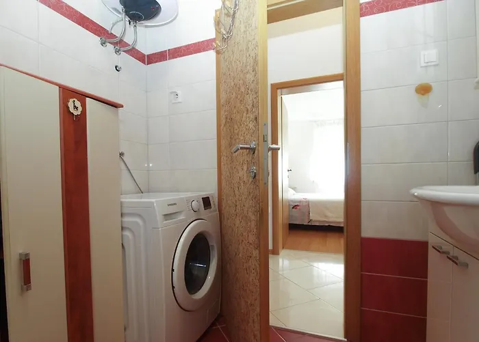 Apartment Majda 1932 Fazana
