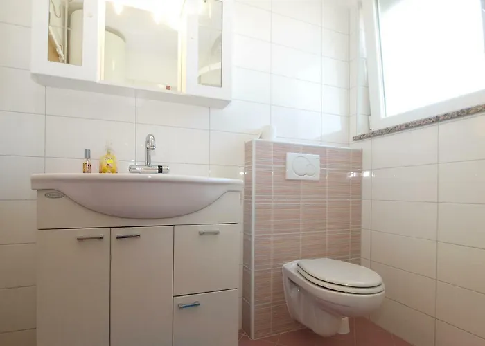 Majda 1932 Apartment