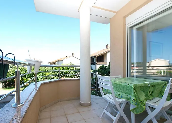 Apartment Majda 1932 Fazana