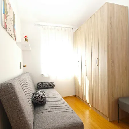 Apartment Majda 1932 *