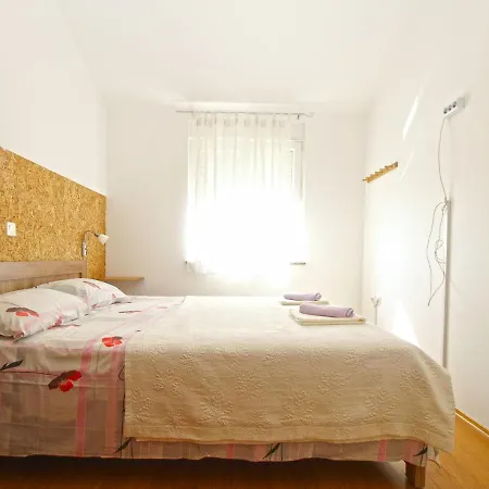 Apartment Majda 1932 *