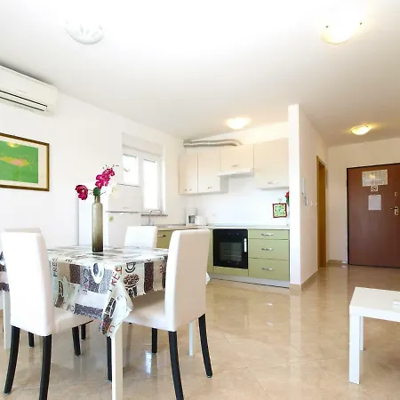 Majda 1932 Apartment Fazana