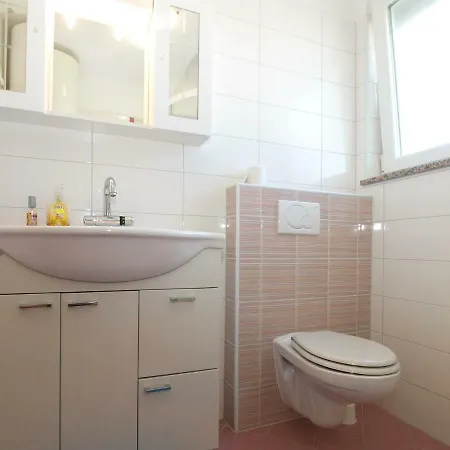 Majda 1932 Apartment